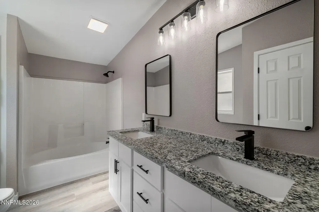 4987 Newport Reno NV 89506