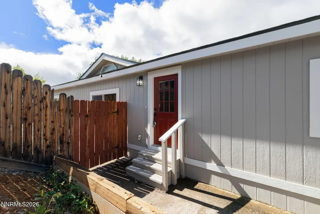 4987 Newport Reno NV 89506