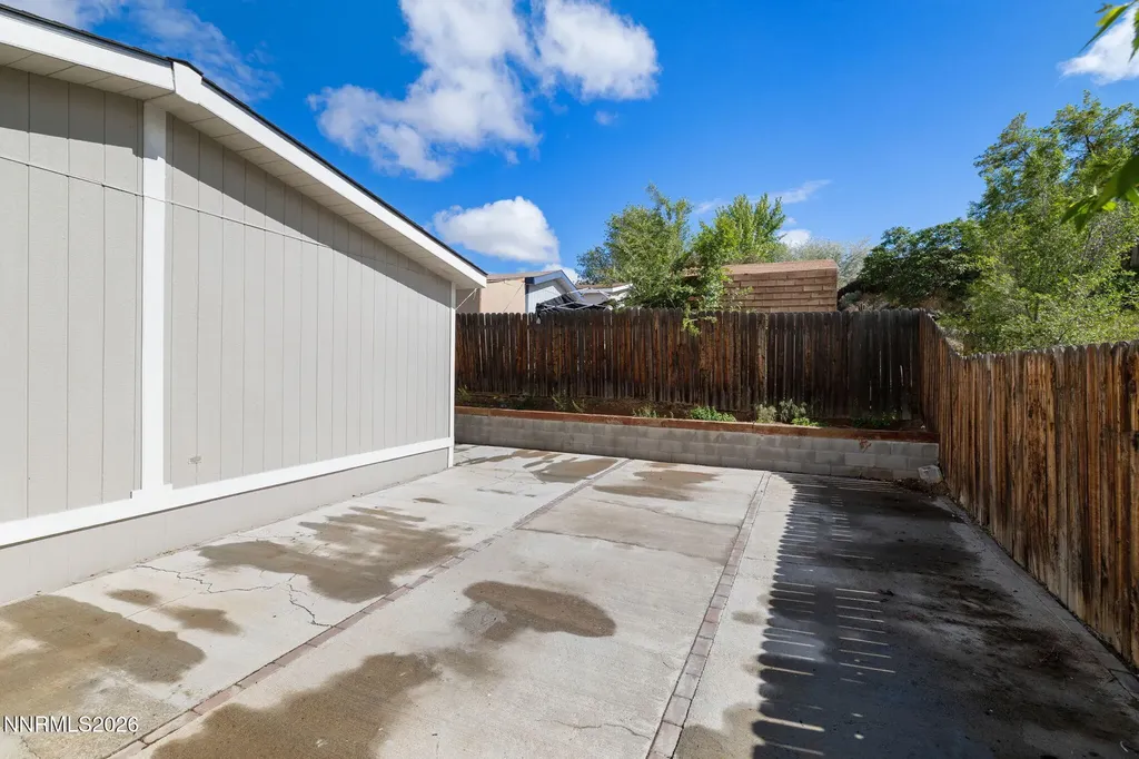 4987 Newport Reno NV 89506