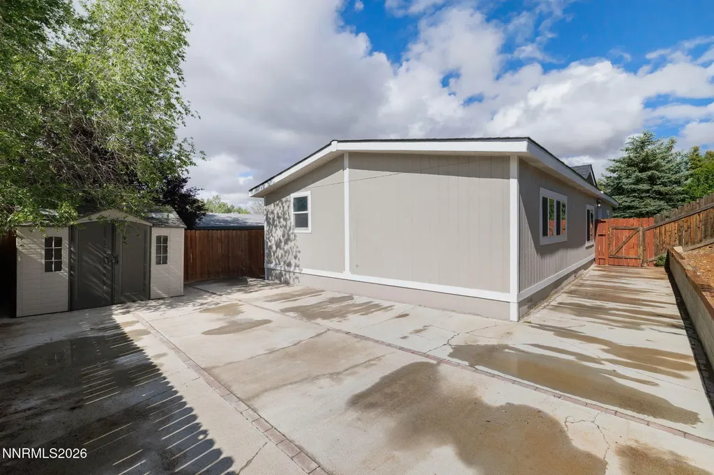 4987 Newport Reno NV 89506