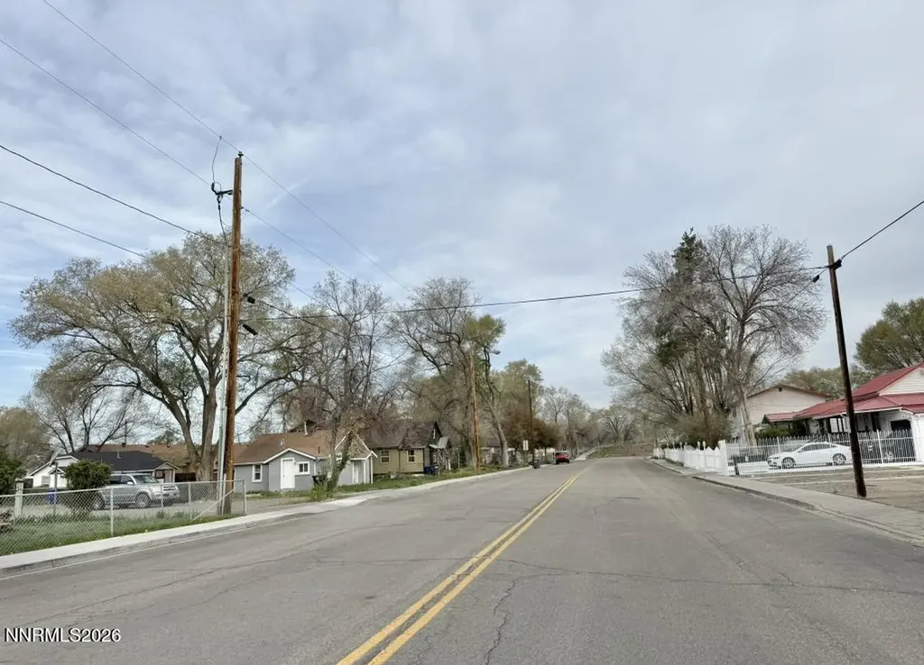459 9th Elko NV 89801