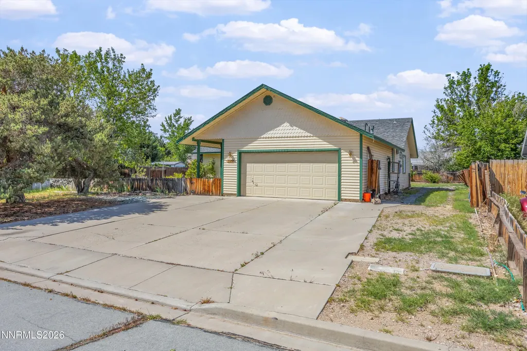 245 Nicole Sparks NV 89436