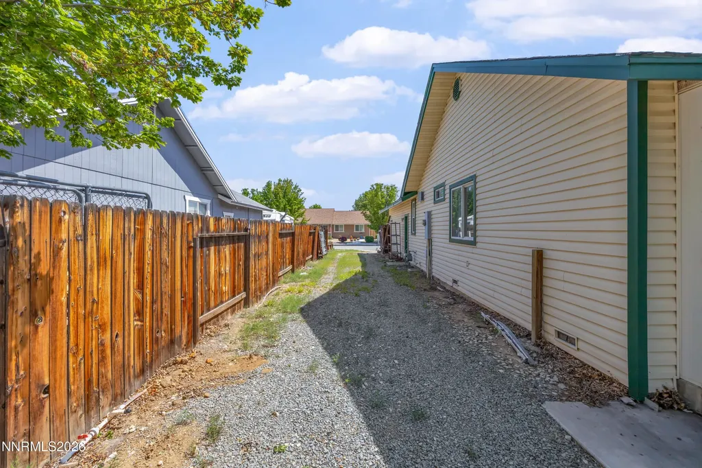 245 Nicole Sparks NV 89436