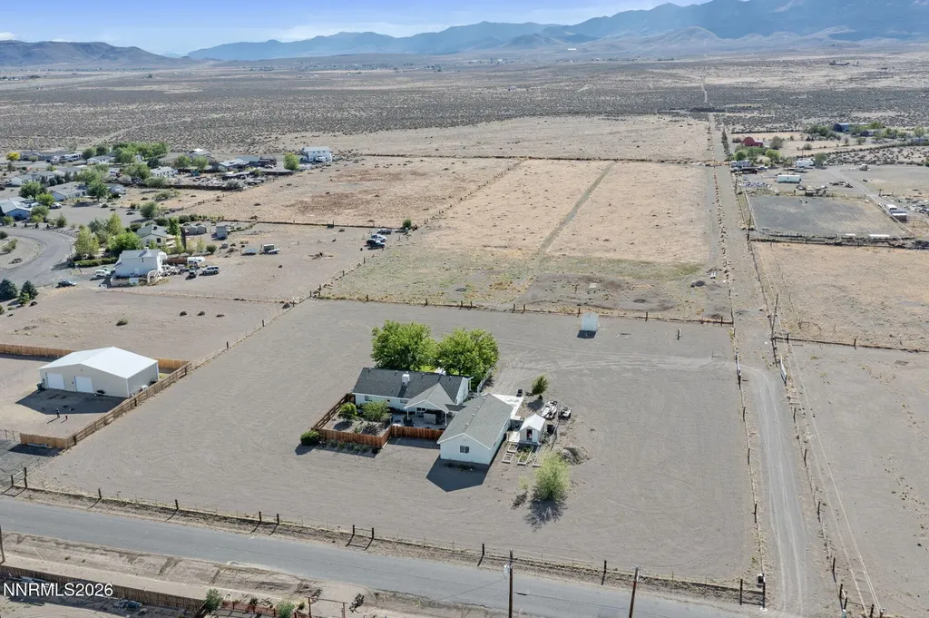 6035 Boyer Stagecoach NV 89429