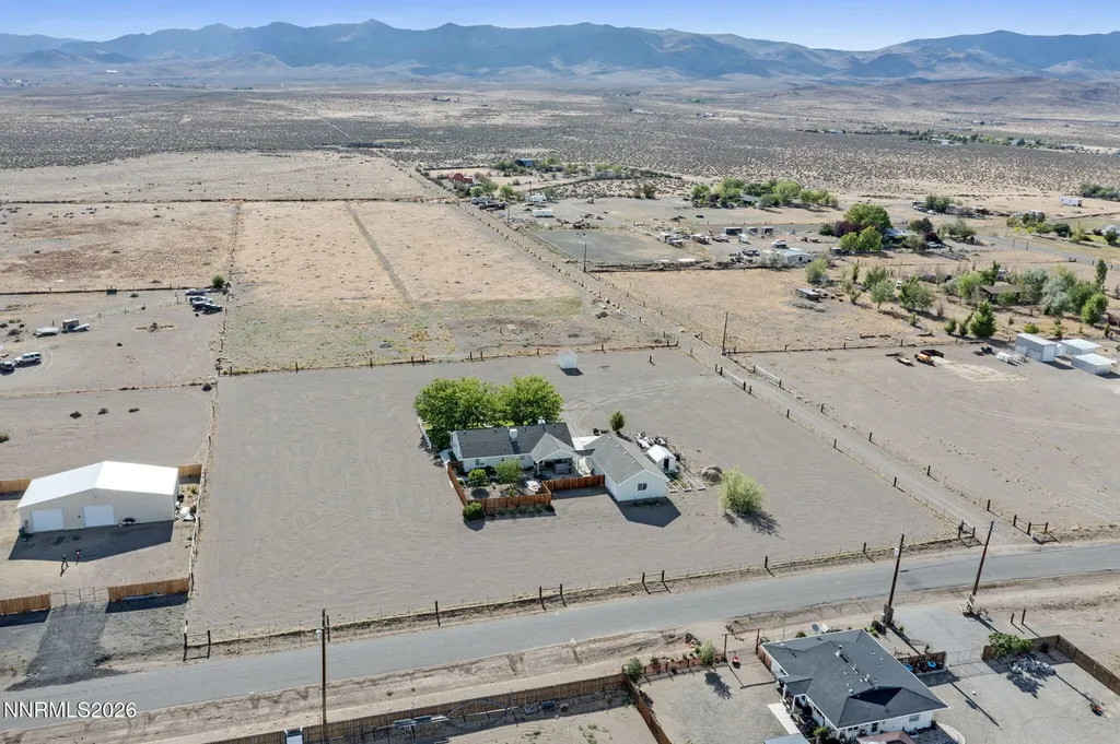 6035 Boyer Stagecoach NV 89429