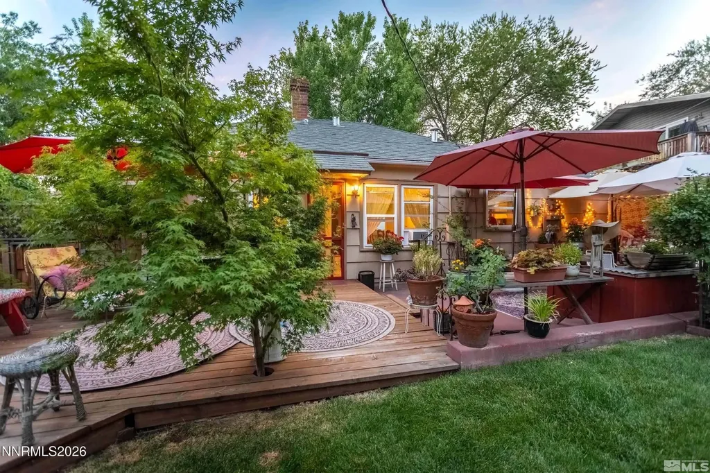 1050 Novelly Reno NV 89503