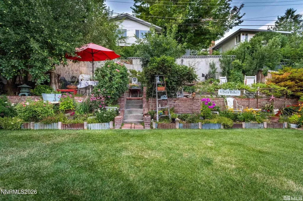 1050 Novelly Reno NV 89503