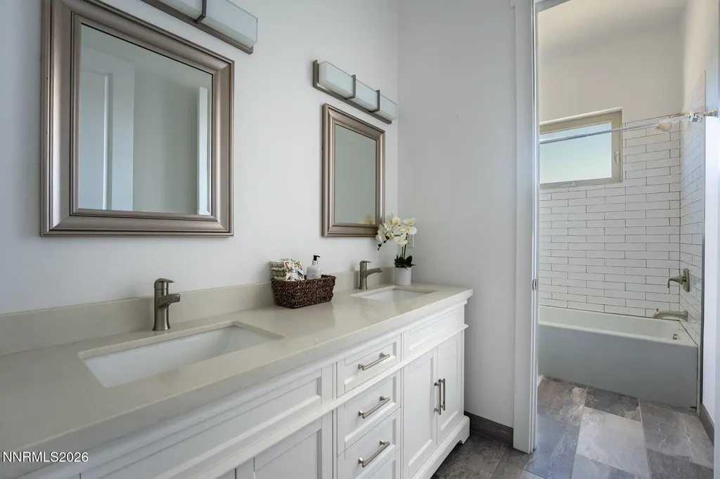 2475 Drake Wood Reno NV 89523