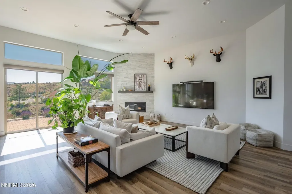 2475 Drake Wood Reno NV 89523