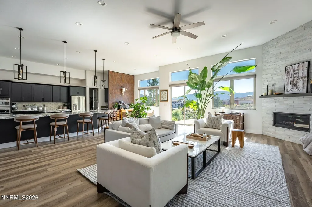 2475 Drake Wood Reno NV 89523