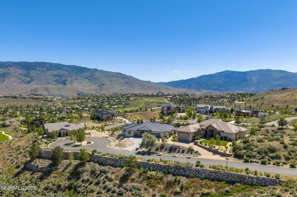 2475 Drake Wood Reno NV 89523