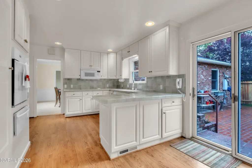 2265 Lindley Reno NV 89509