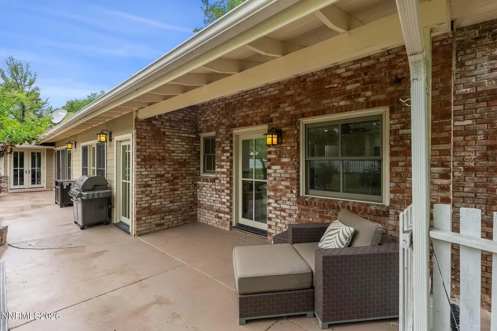 1400 Meadowview Reno NV 89509