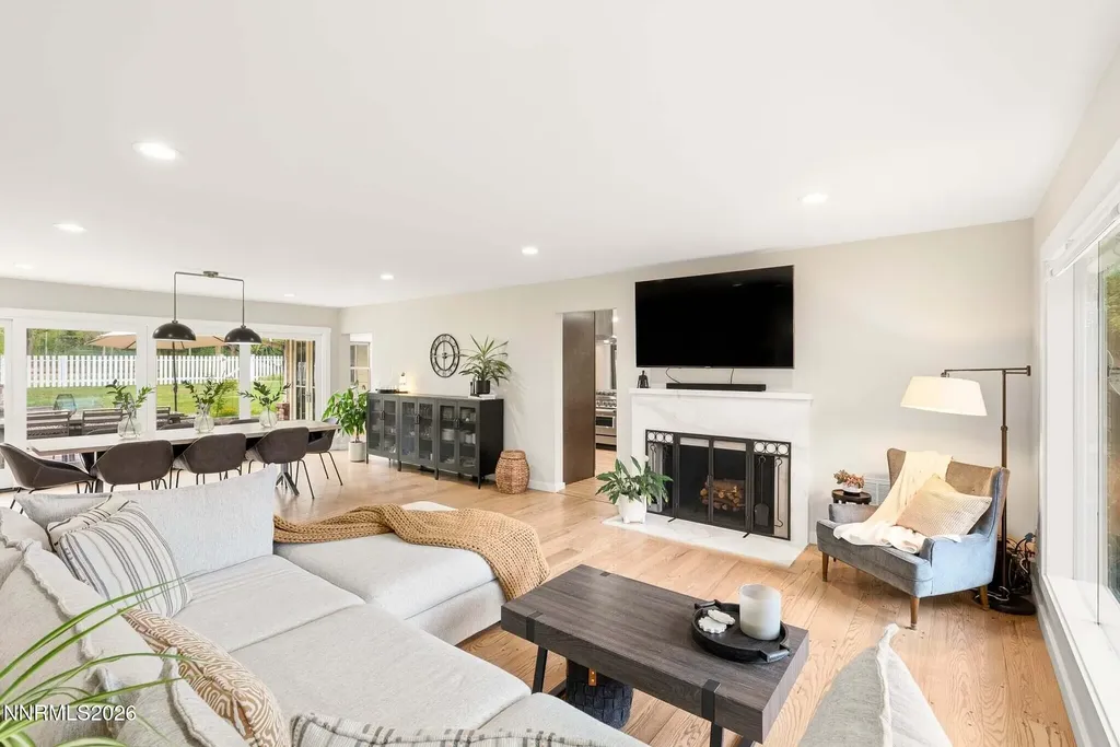 1400 Meadowview Reno NV 89509