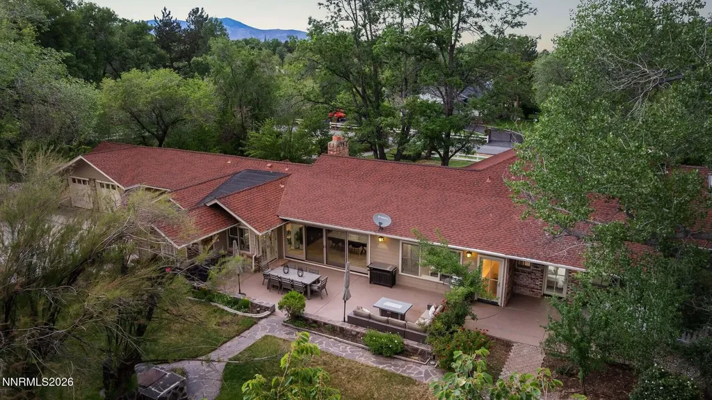 1400 Meadowview Reno NV 89509
