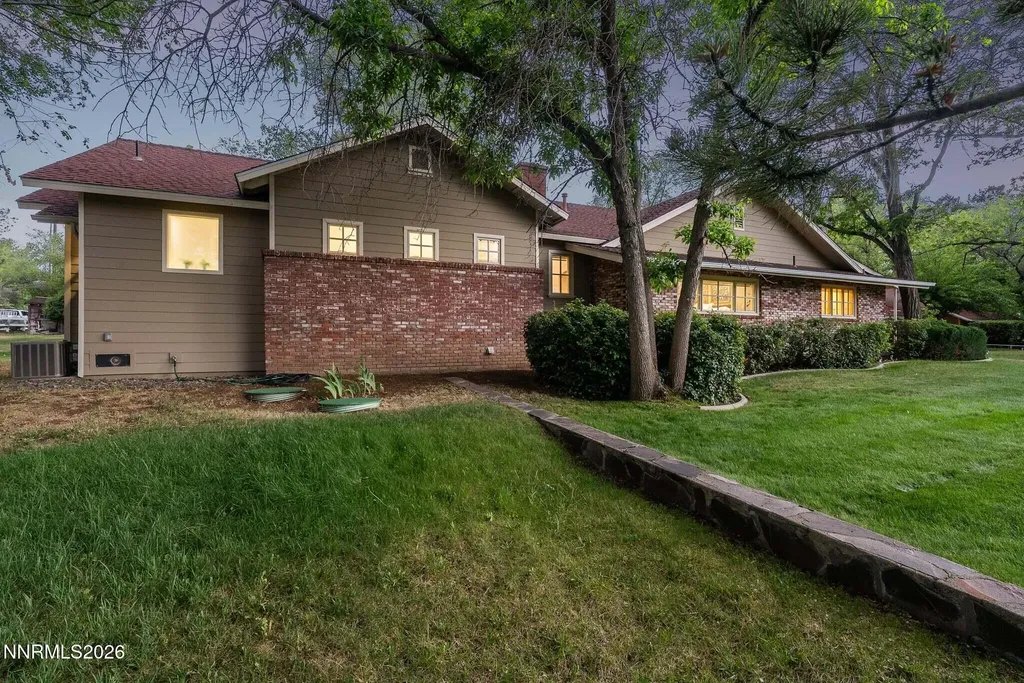 1400 Meadowview Reno NV 89509