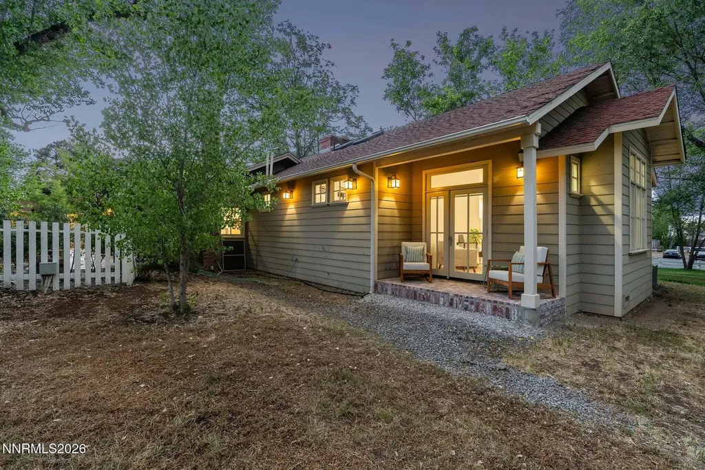 1400 Meadowview Reno NV 89509