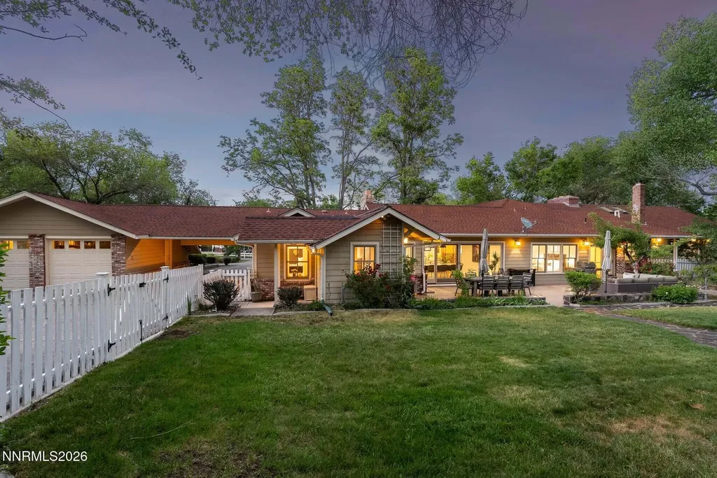 1400 Meadowview Reno NV 89509