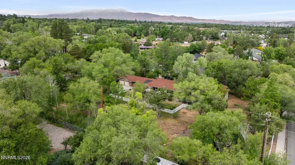 1400 Meadowview Reno NV 89509
