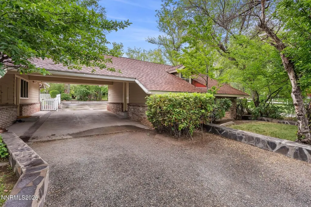 1400 Meadowview Reno NV 89509