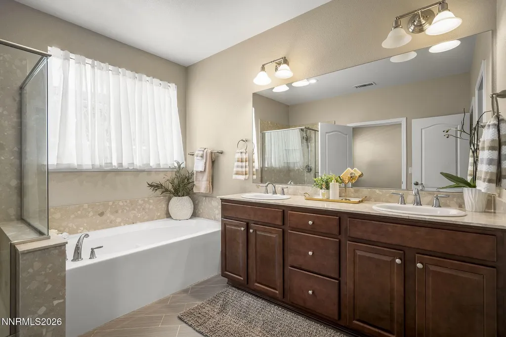 10275 Mott Reno NV 89521
