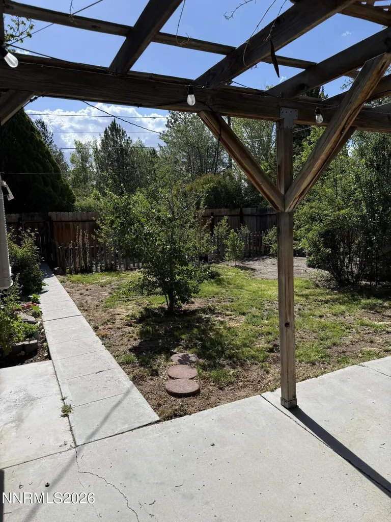 513 Main Yerington NV 89447