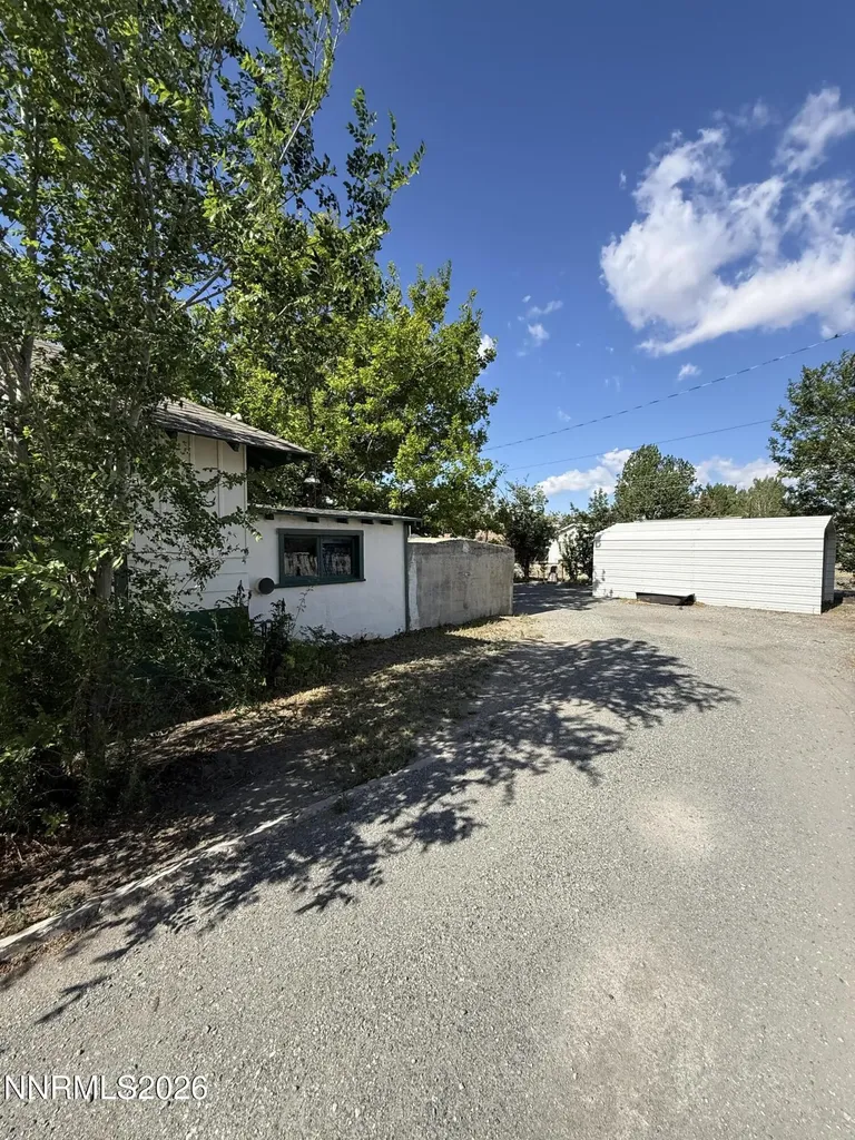 513 Main Yerington NV 89447