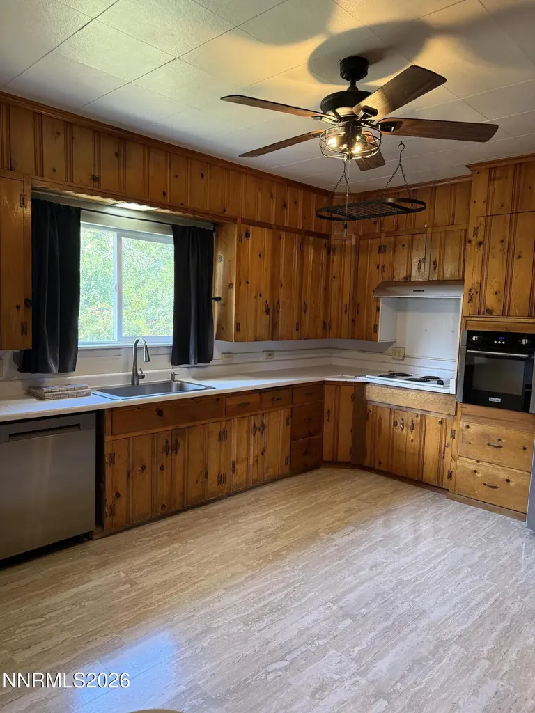 513 Main Yerington NV 89447