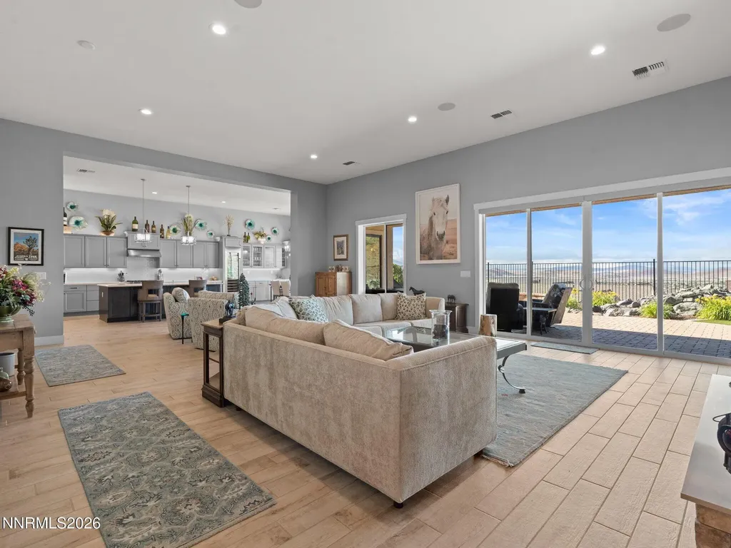 3063 Feathertop Reno NV 89521