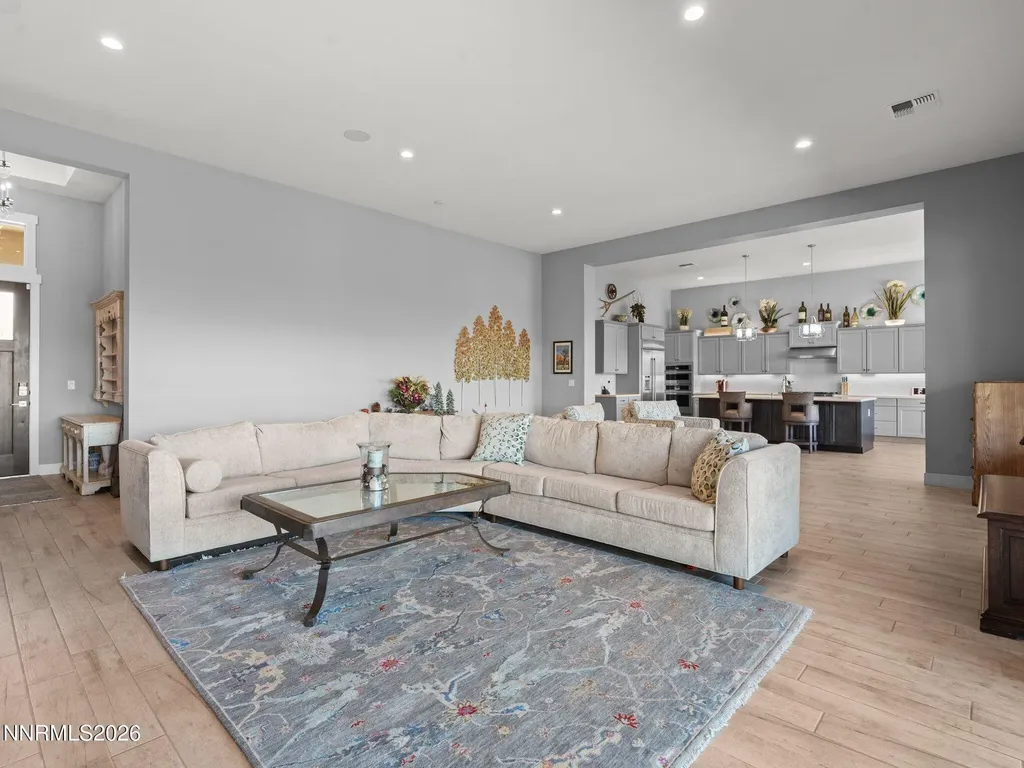 3063 Feathertop Reno NV 89521