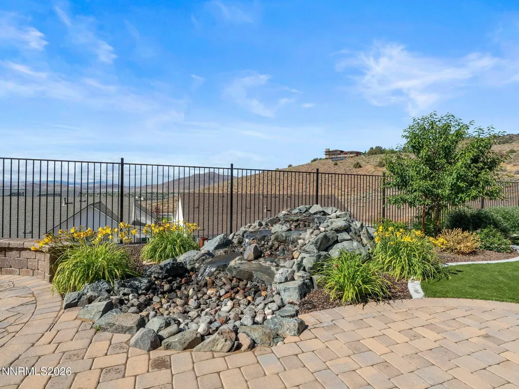3063 Feathertop Reno NV 89521