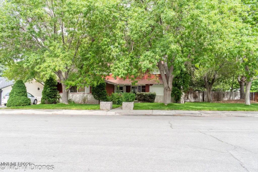 4290 Garlan Reno NV 89509