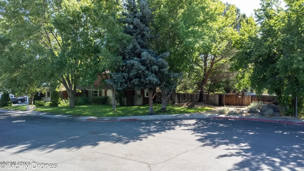 4290 Garlan Reno NV 89509