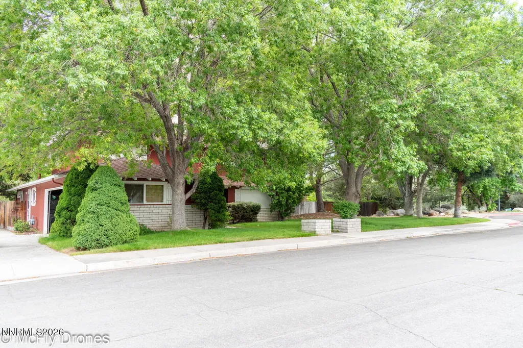 4290 Garlan Reno NV 89509