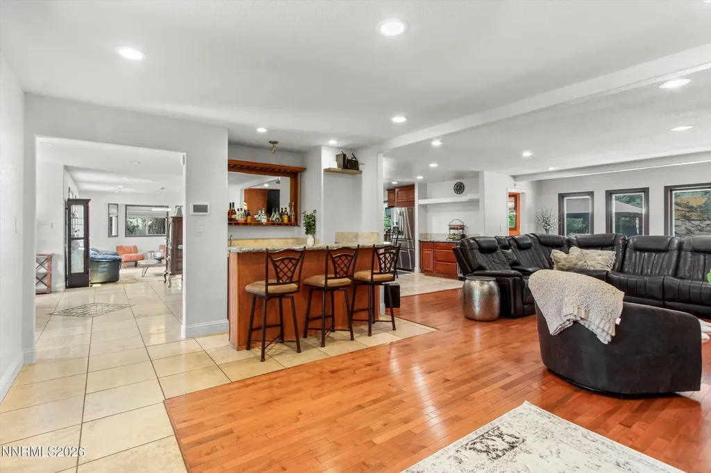2195 Charolaise Sparks NV 89431