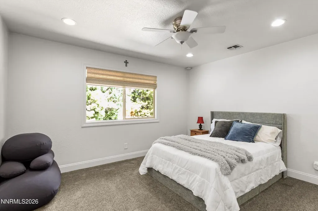 2195 Charolaise Sparks NV 89431