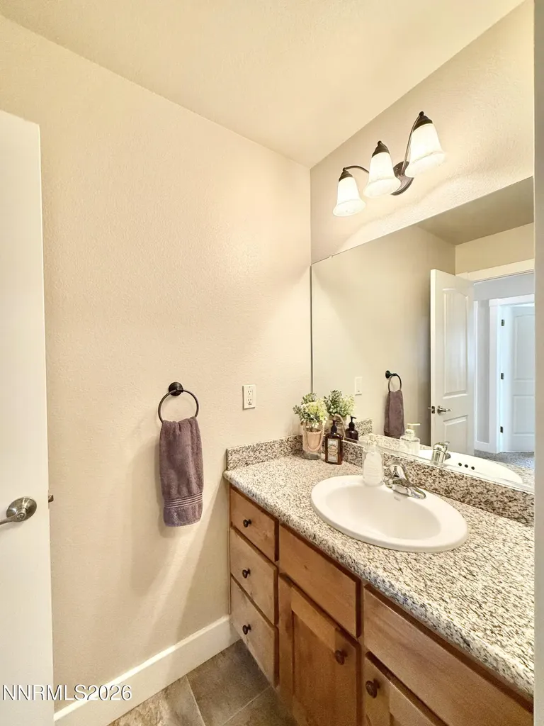 636 Husker Winnemucca NV 89445