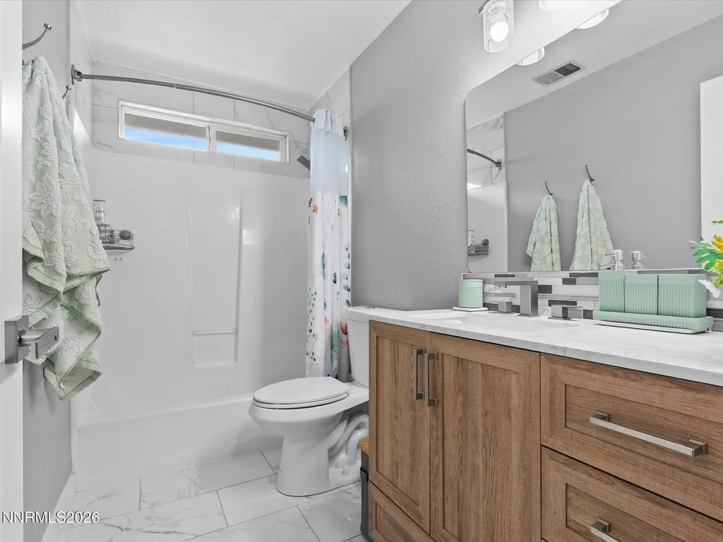 1353 Molly Carson City NV 89706