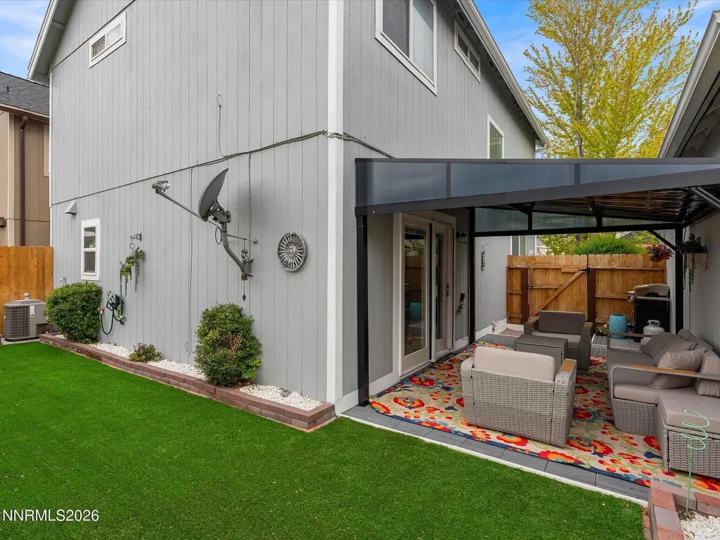 1353 Molly Carson City NV 89706