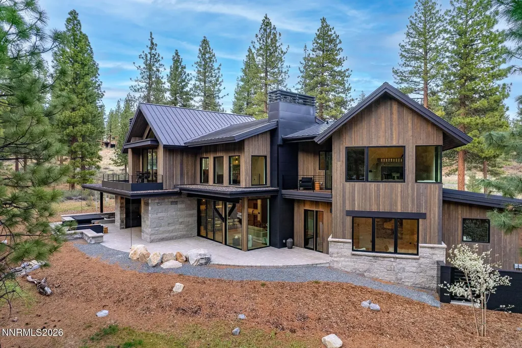64 Boulders Bend Carson City NV 89705
