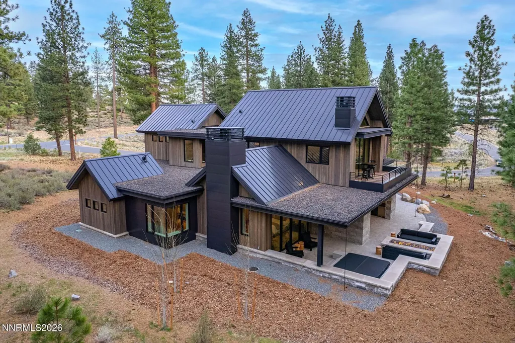 64 Boulders Bend Carson City NV 89705