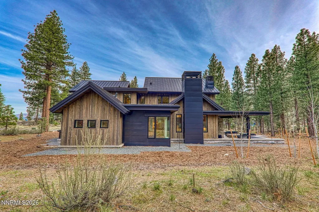 64 Boulders Bend Carson City NV 89705