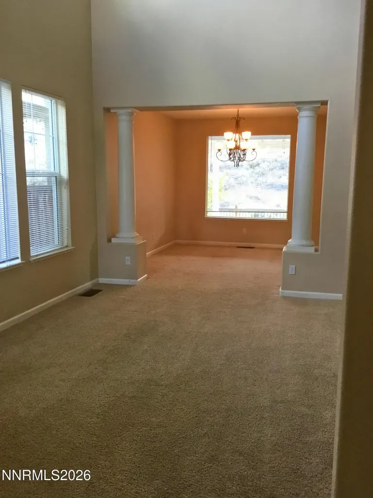 2741 Albazano Sparks NV 89436