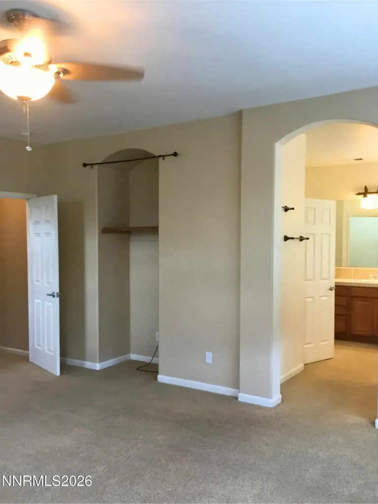 2741 Albazano Sparks NV 89436