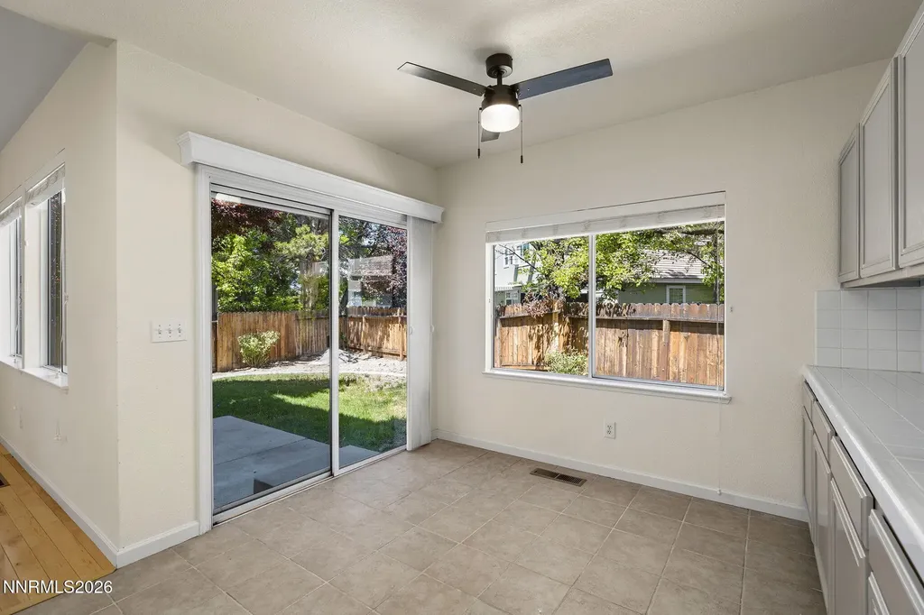 4695 Hydepark Reno NV 89502