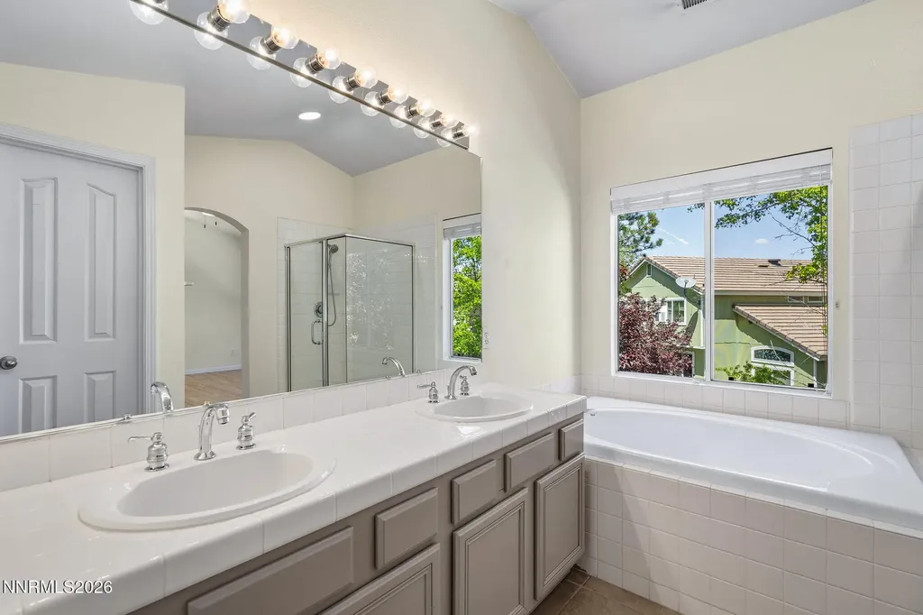 4695 Hydepark Reno NV 89502