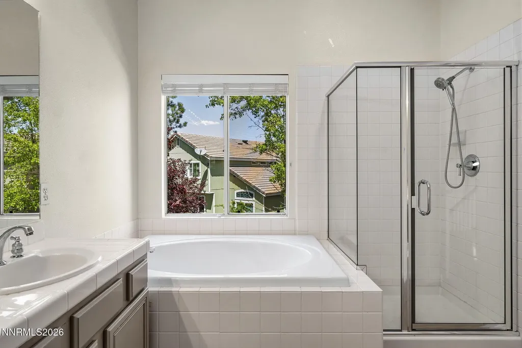 4695 Hydepark Reno NV 89502