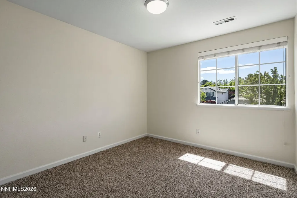 4695 Hydepark Reno NV 89502