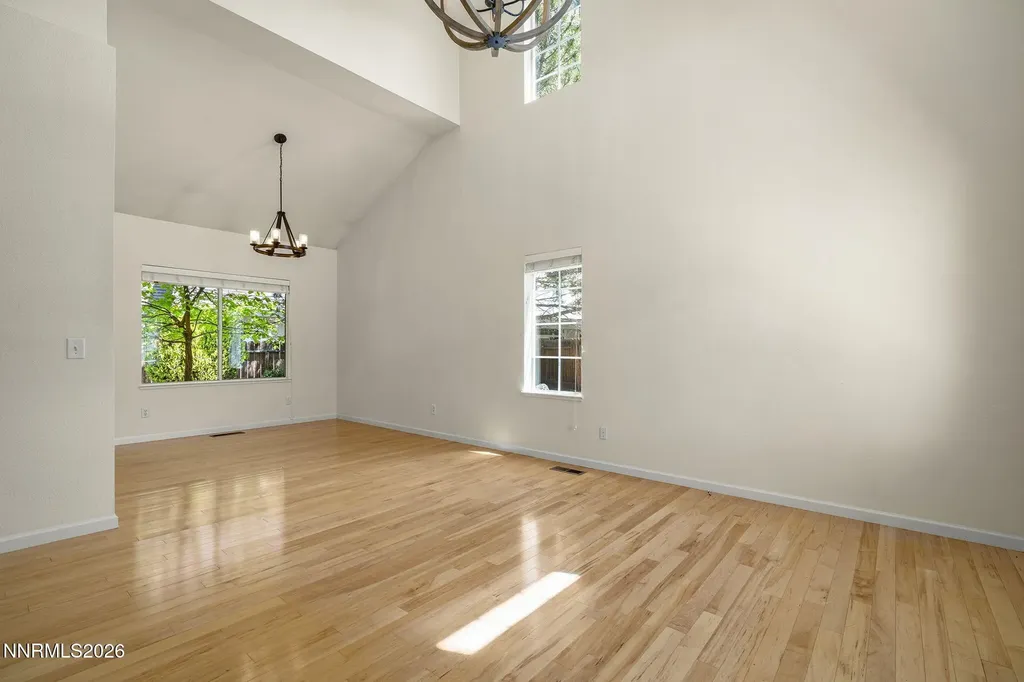 4695 Hydepark Reno NV 89502