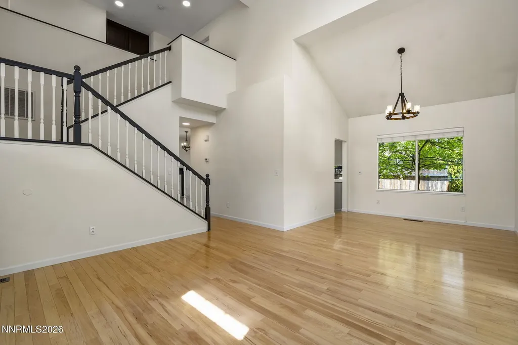 4695 Hydepark Reno NV 89502